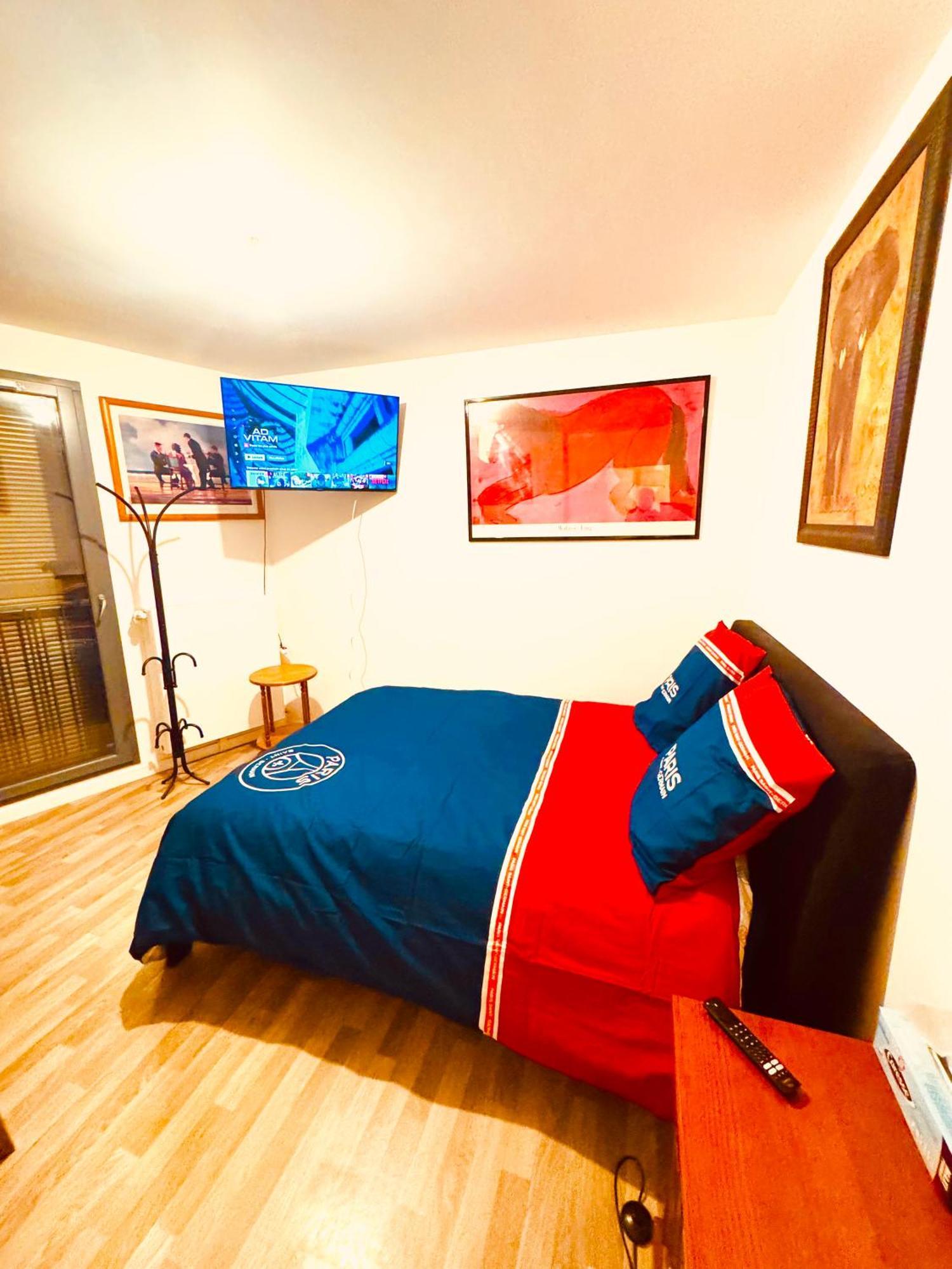 Jolie Chambre A Nanterre Prefecture Proche La Defense Arena Campus Sncf Et Paris Eksteriør billede